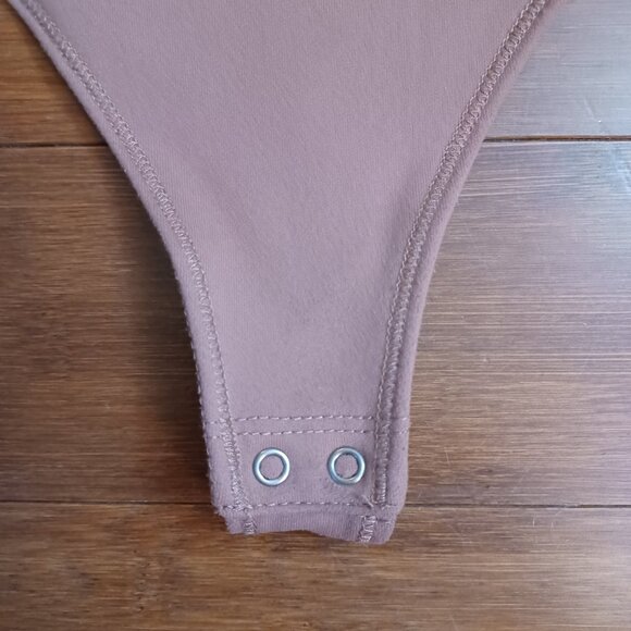 Abercrombie & Fitch mockneck bodysuit - Picture 8 of 15